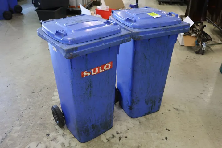 2 x Mülleimer